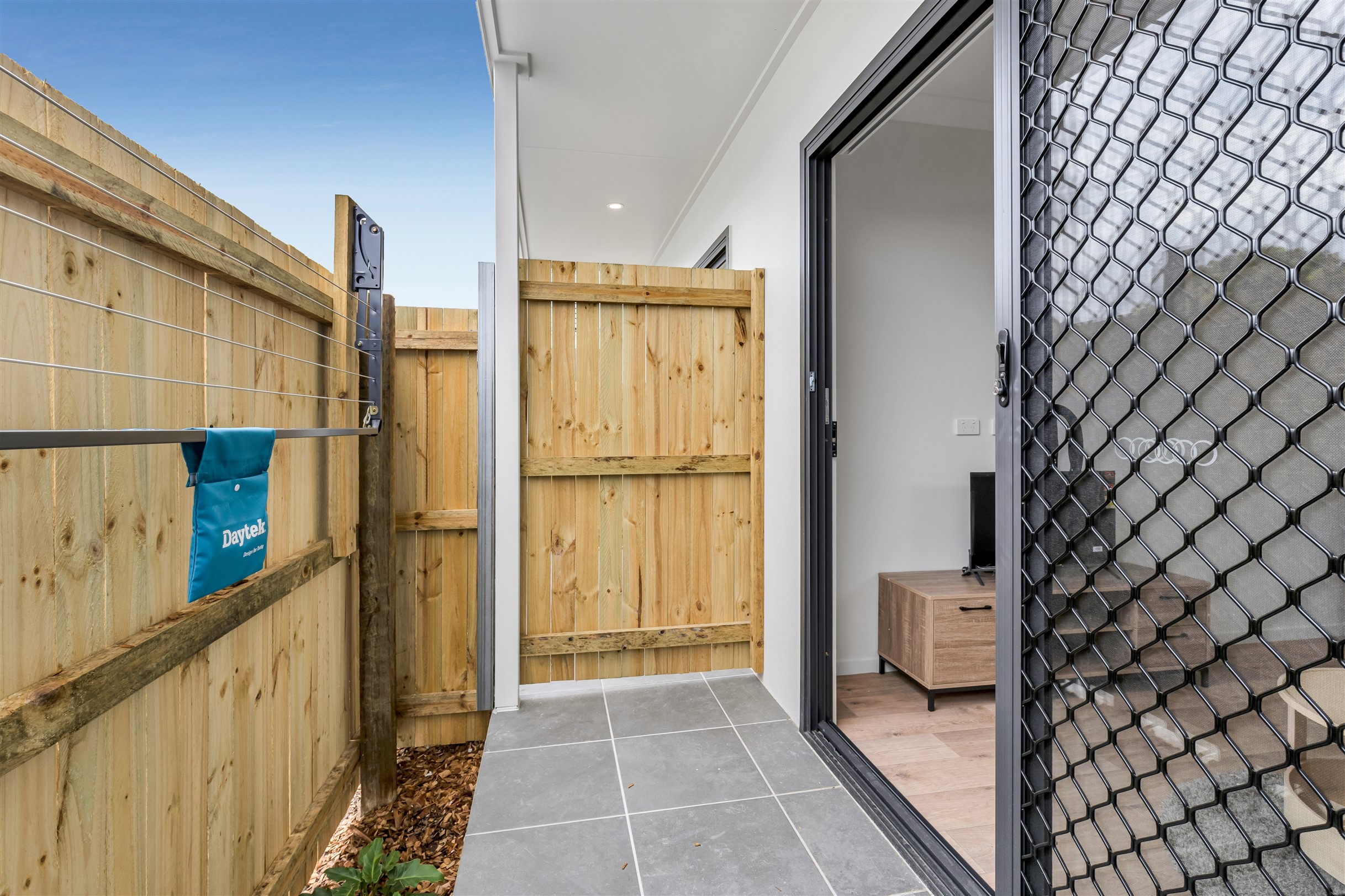 87 Ducie Street Darra – Daytime Photos (14)